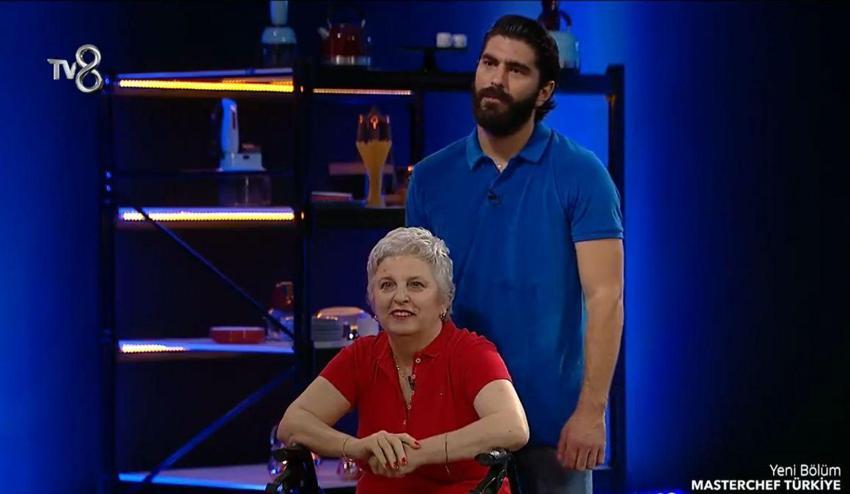 Masterchef'te bir ilk! Mehmet Şef'ten elenen yarışmacıya büyük jest, ücretsiz...