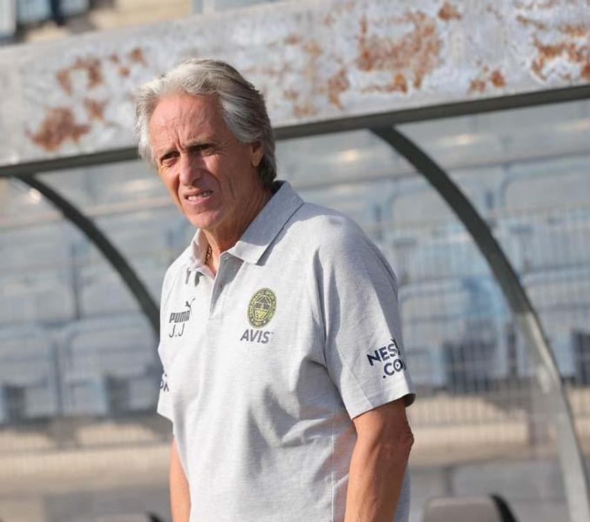 Jorge Jesus 6 futbolcuya 'Size güle güle' dedi aralarından sadece 2 oyuncu harekete geçti