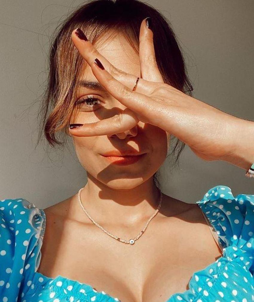 Bahar Şahin'in fenomen annelere tepkisi olay oldu! 'Çocuklarınızı 25-30 yaşında biri gibi...'