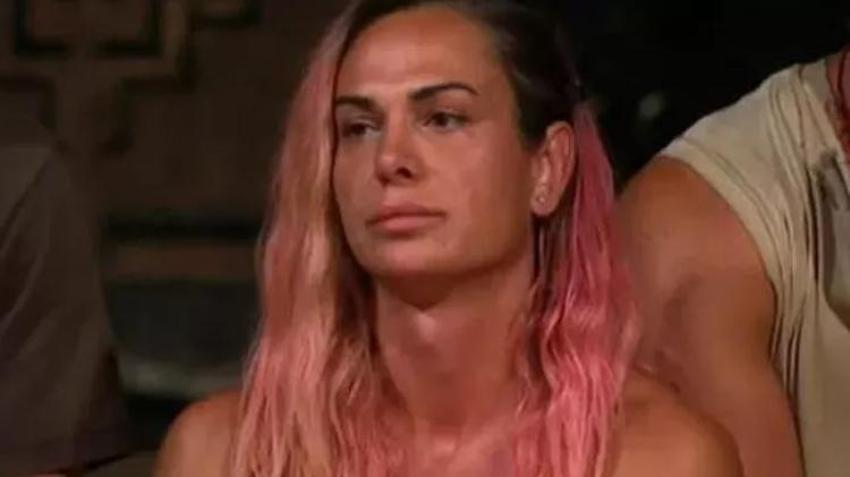 Demet Akalın evinde Survivor Nagihan'ı ağırladı! "Kocaman kocaman altınlar almış"