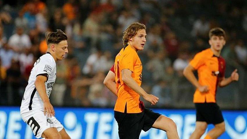 Herkes '6' numara forvet beklerken Erden Timur'dan 24 milyon euro'luk sağ bek bombası