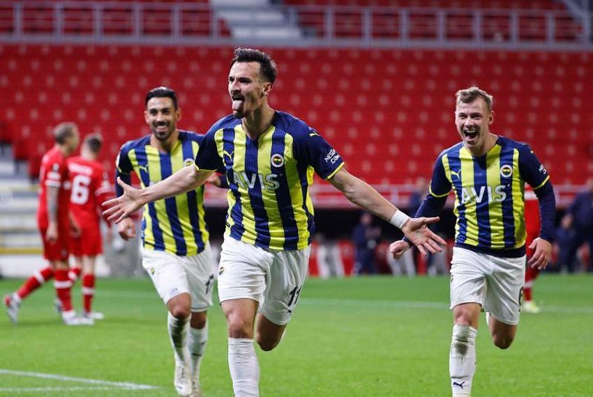 Yıldız futbolcudan Jorge Jesus'a şok sözler! 'Burada bildiklerimi unuttum bırakın beni gideyim'