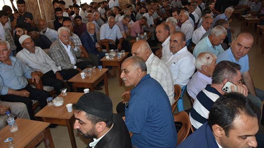 Valilik ve jandarma devreye girdi! Anlaşma sağlandı, köyü terk etme kararı...
