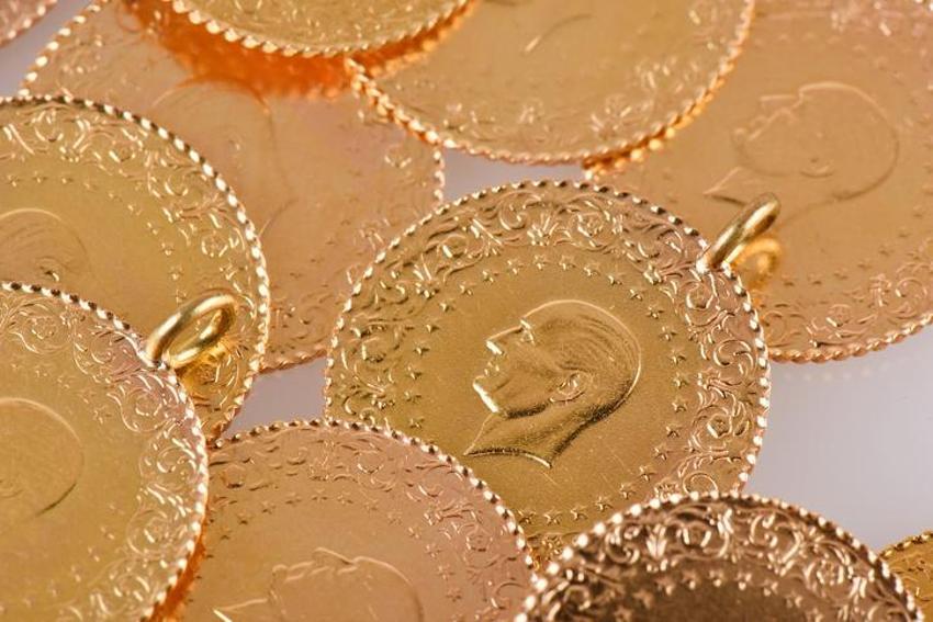 Altın fiyatlarında dikkat çeken yakın tahmin! Gram altın için rakam ve tarih verildi! Alım fırsatı doğabilir, 900 lira...