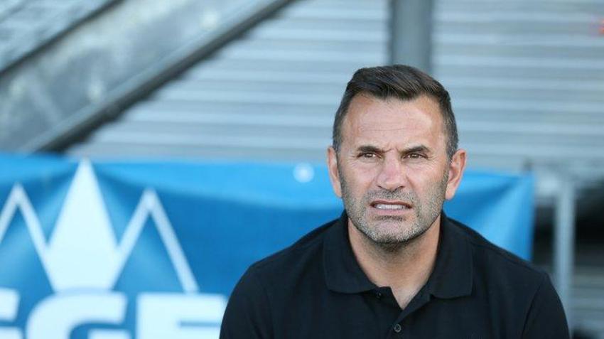 Okan Buruk Başakşehir'den eski prensini istedi Emre Belözoğlu şok geçirdi! Takasla geliyor