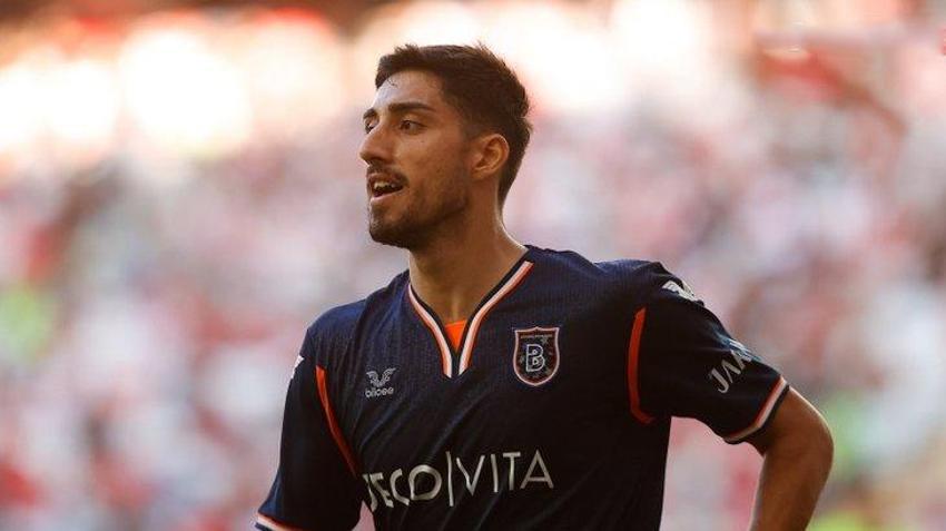 Okan Buruk Başakşehir'den eski prensini istedi Emre Belözoğlu şok geçirdi! Takasla geliyor