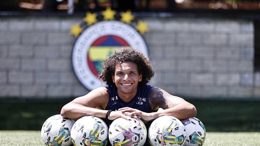 Taraftar şok oldu! Belotti, Sörloth, Mariano Diaz'ı bıraktı 47 maçta 2 gol atan forveti istedi!