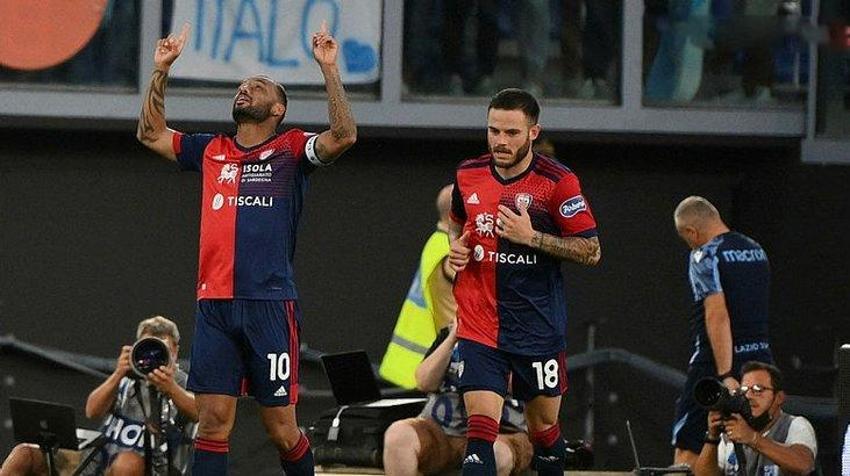 Taraftar şok oldu! Belotti, Sörloth, Mariano Diaz'ı bıraktı 47 maçta 2 gol atan forveti istedi!