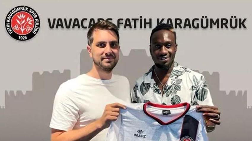 GALATASARAY'DA FLAŞ GELİŞME! Babasının istekleri bıktırdı bitti denen transfer yarıda kaldı