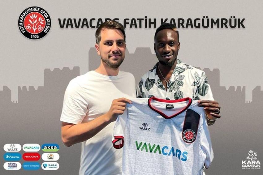 2 yıl önce Taylan Antalyalı ve Belhanda'yı sahadan silmişti! 7 milyon pound'luk transfer sürprizi