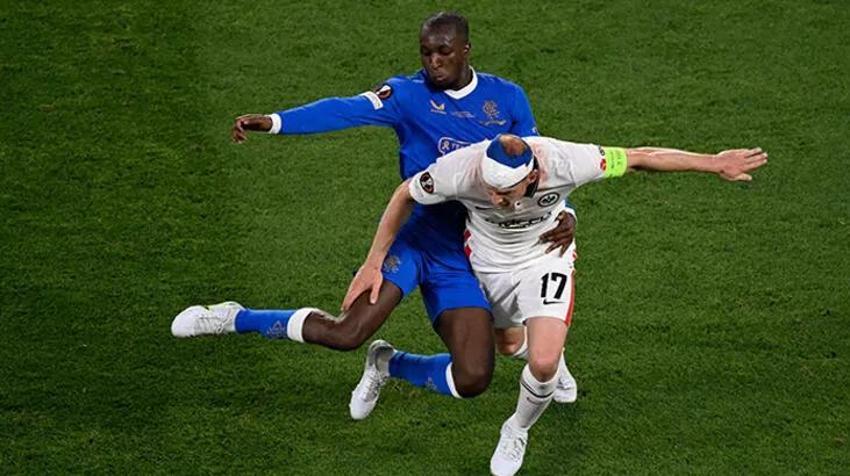 2 yıl önce Taylan Antalyalı ve Belhanda'yı sahadan silmişti! 7 milyon pound'luk transfer sürprizi