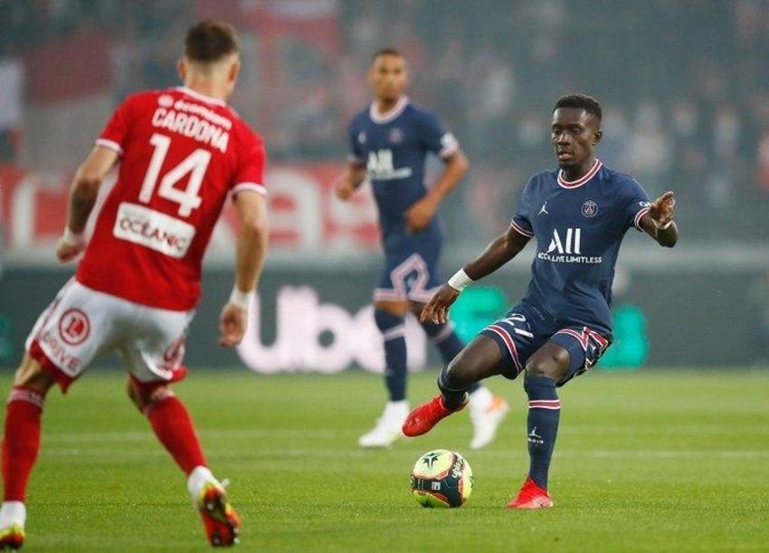 Okan Buruk'a büyük şok! 'Yıldız futbolcu takımdan ayrılmayacağım' dedi transfer yarıda kaldı!
