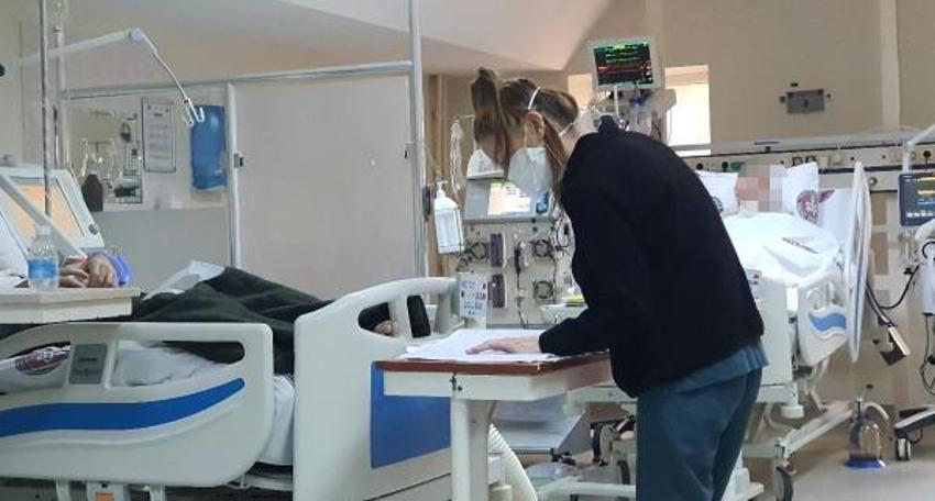 Hafta içi hafta sonu yasakları ile ilgili son dakika gelişmesi! Vaka sayısı 40 kat arttı, açıklamalar peş peşe geldi, tam ve kısmi kapanma...