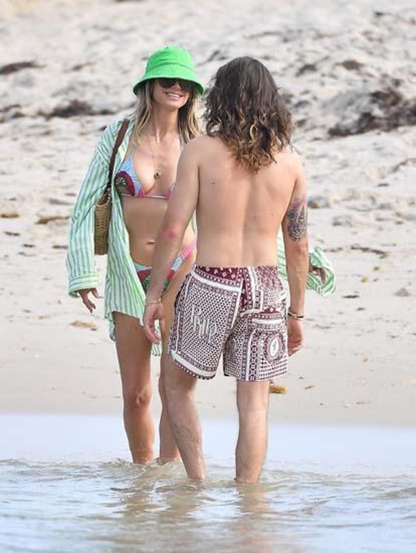 Heidi Klum ve 17 yaş küçük eşi Tom Kaulitz plajda aşka geldi!