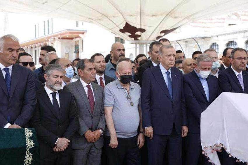 Cumhurbaşkanı Erdoğan, Fethiye Gümüşdağ'ın cenaze törenine katıldı