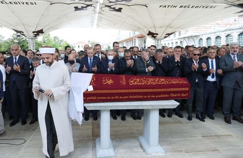 Cumhurbaşkanı Erdoğan, Fethiye Gümüşdağ'ın cenaze törenine katıldı