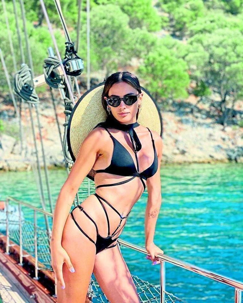 Sinem Sülün aileye girdi! Sevgilisinin oğullarıyla tanıştı...