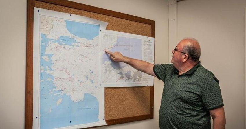 Büyük Marmara depremi yıkıp geçecek, milyonlar etkilenecek! '7'den büyük iki deprem art arda olabilir' dedi ve duyurdu, İstanbul'da bu ilçeler tehlikede...
