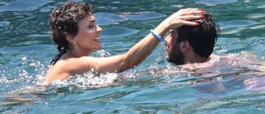 Kanseri yenen şarkıcı Şimal nişanlısıyla Bodrum tatilinde