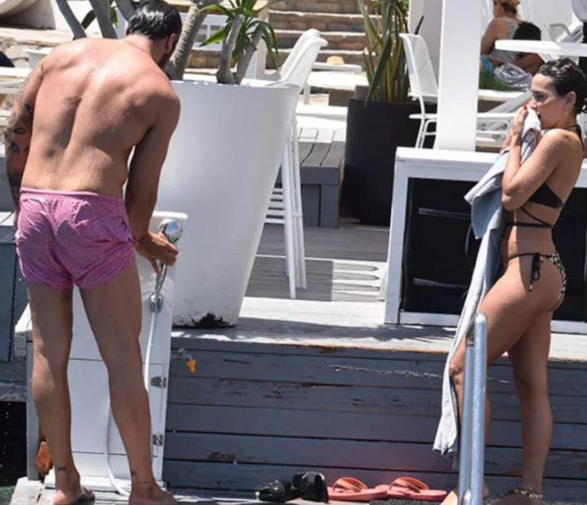 Kanseri yenen şarkıcı Şimal nişanlısıyla Bodrum tatilinde