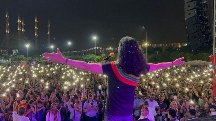 Murat Kekilli’den 'rahmetli Bülent Ersoy' gafı! Yüz ifadesi anında değişti, iki kez özür diledi...