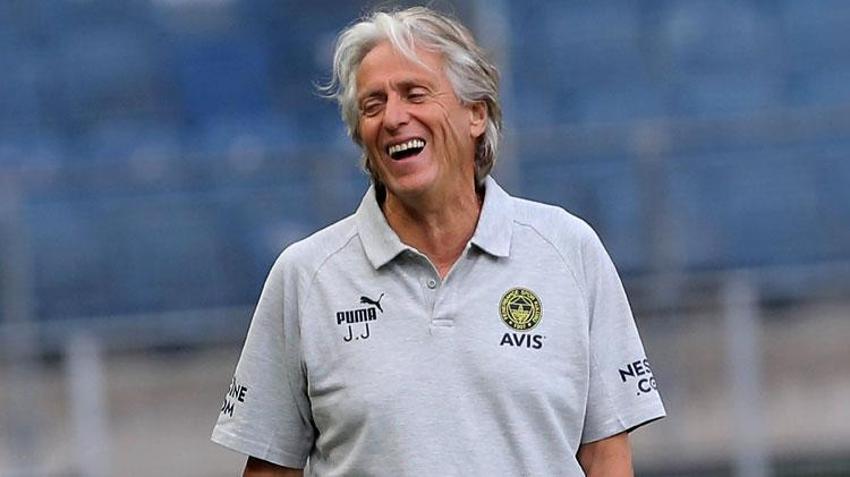 Fenerbahçe'den yeni transfer için flaş karar! 4 yıllık sözleşöe imzalandı 1 dakika bile forma giymeden gidiyor...