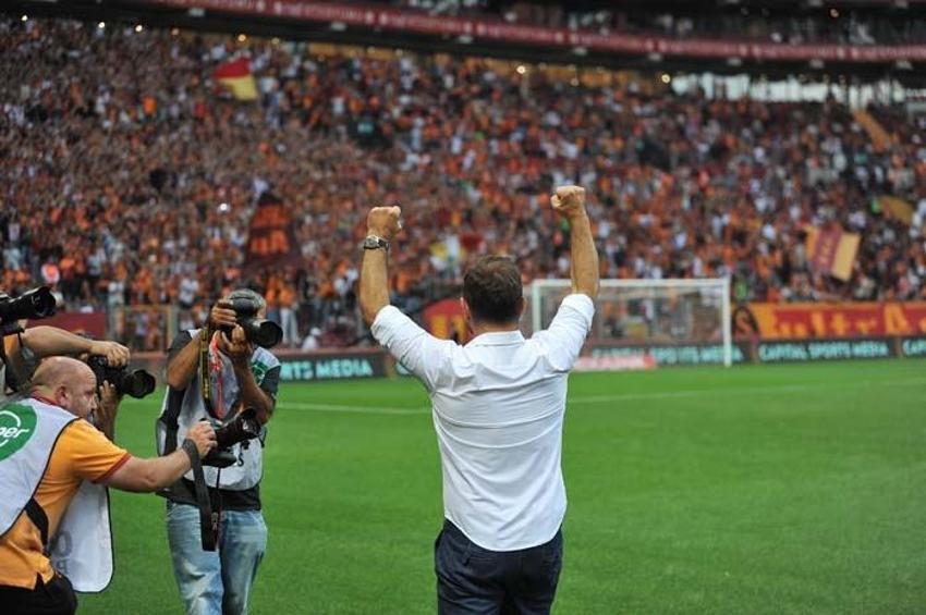 Galatasaray transfere doyacak! Okan Buruk bizzat açıkladı: İşte gidecekler, gelecekler