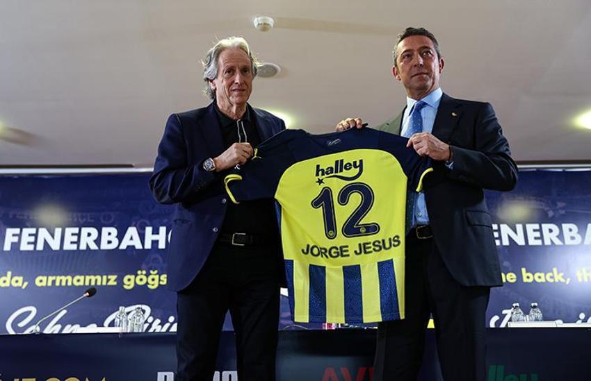 Jorge Jesus 'Olayların adamına' kefil oldu Ali Koç Ronaldo'nun 'kankasıyla' masaya oturdu