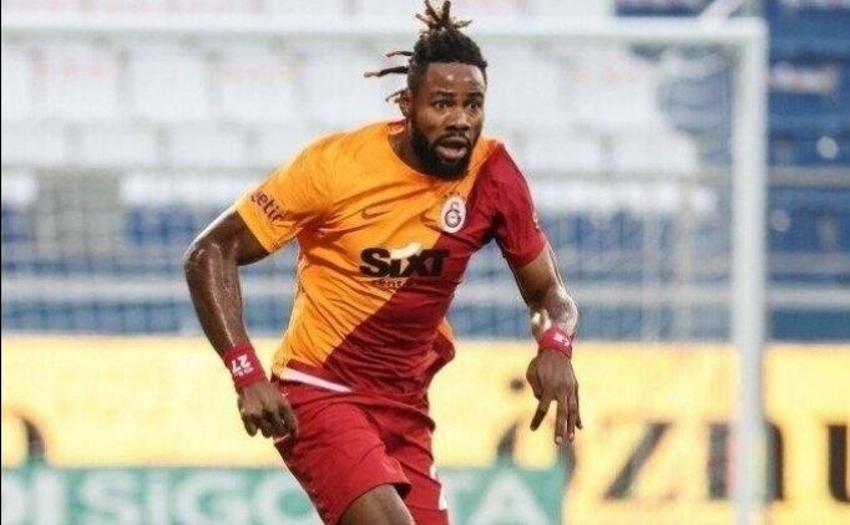 Galatasaray'da iki ayrılık! Taraftar 'kalsın' diyor Okan Buruk gönderiyor