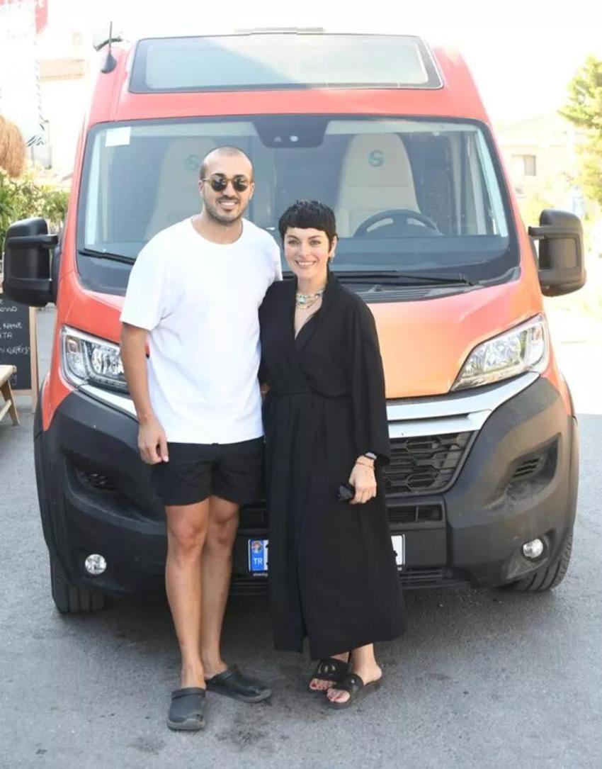 Ezgi Mola, Kıvanç Tatlıtuğ, Volkan Konak, Neslihan Atagül, Sedef Avcı ve pek çok ünlü isim bu kervana katıldı, işte yeni trend...