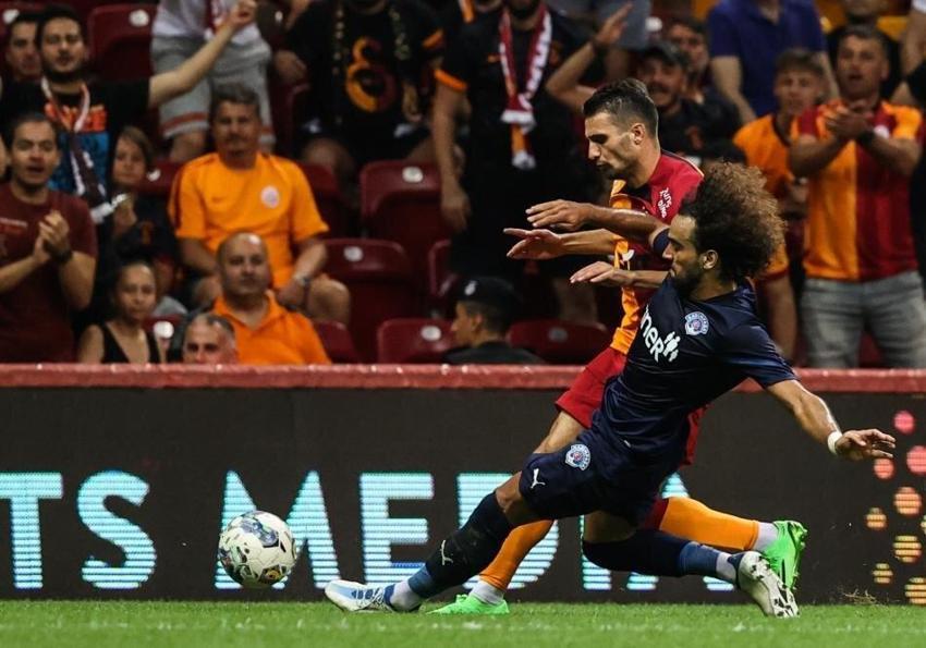 Yıldız futbolcu hakkında şok eden ifadeler! 'Ağzı iş yapıyor ayakları değil'