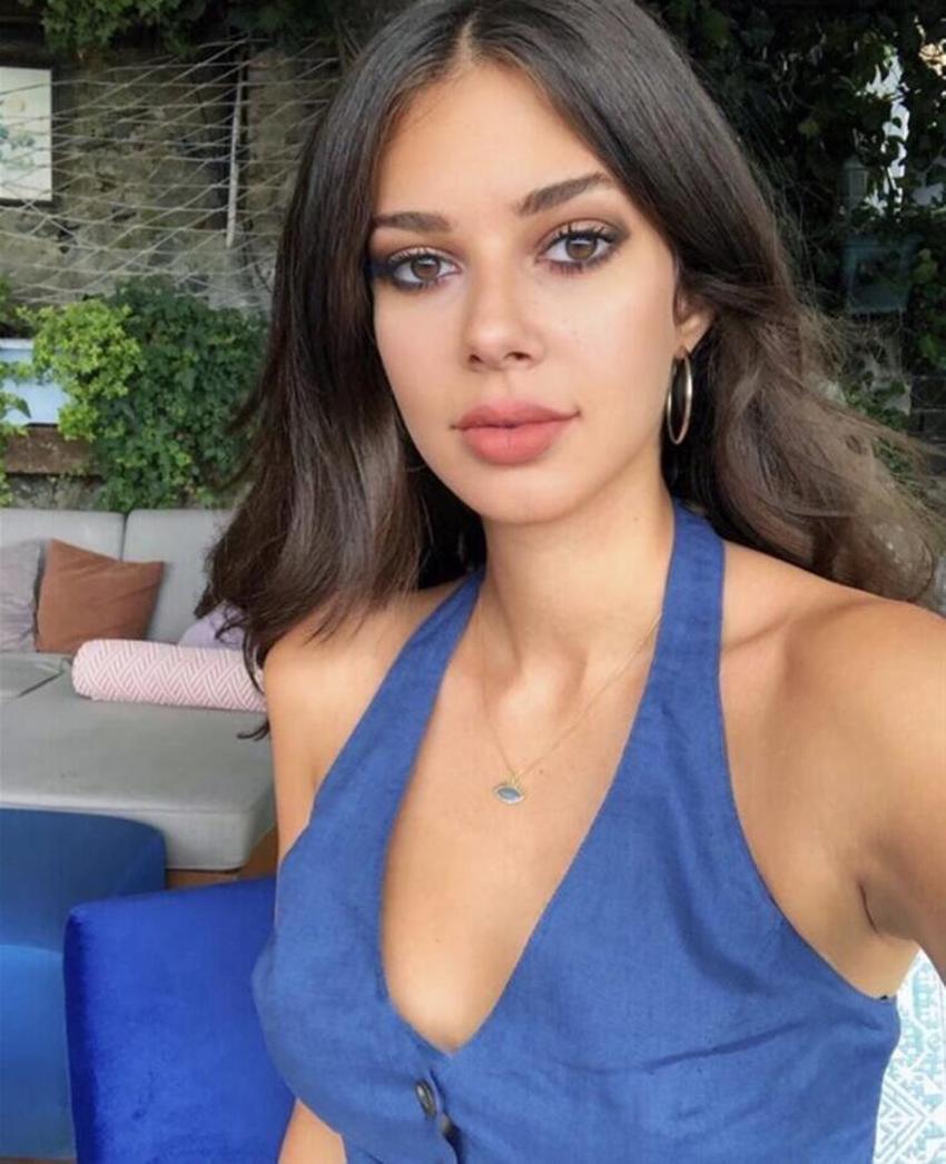 Deren Talu mayo tercihiyle Instagram'ı salladı! 'Yerli Kendall Jenner'