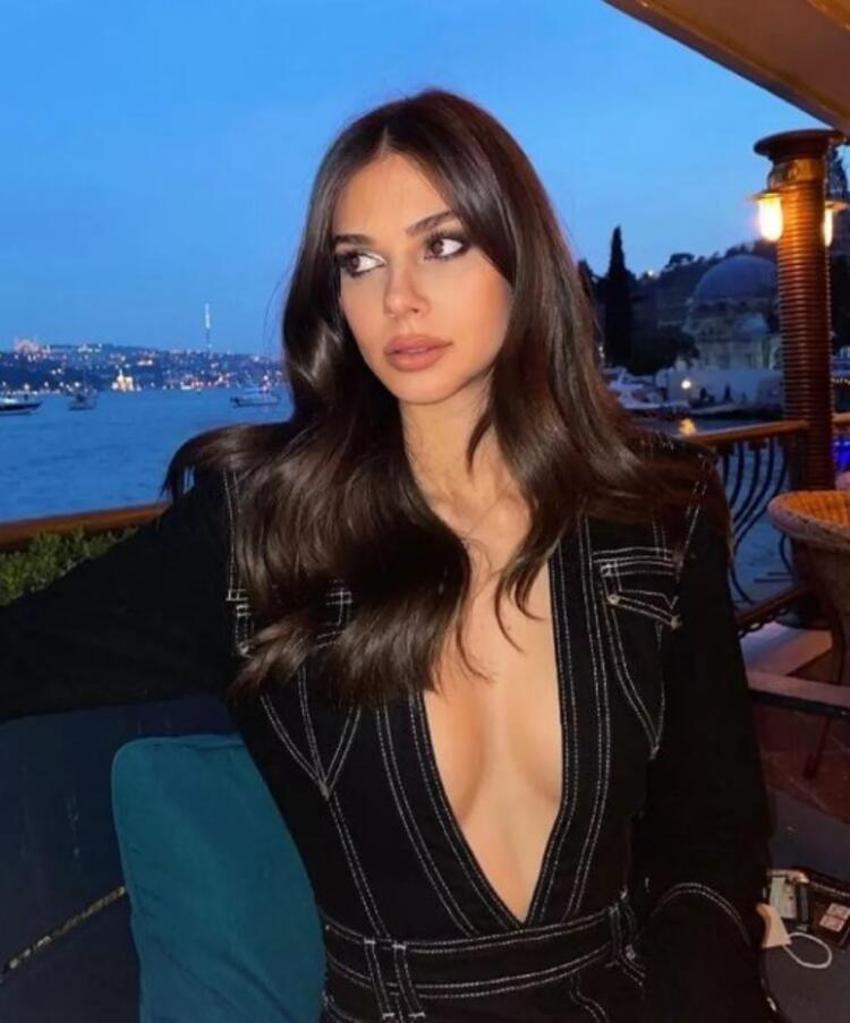 Deren Talu mayo tercihiyle Instagram'ı salladı! 'Yerli Kendall Jenner'