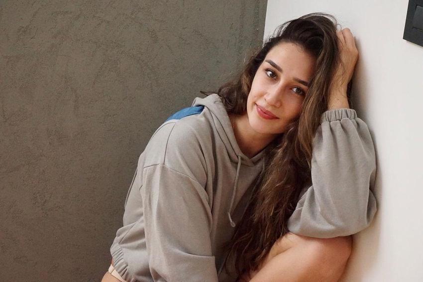 Hande Baladın, Galatasaraylı futbolcuyla yeni aşka yelken açtı