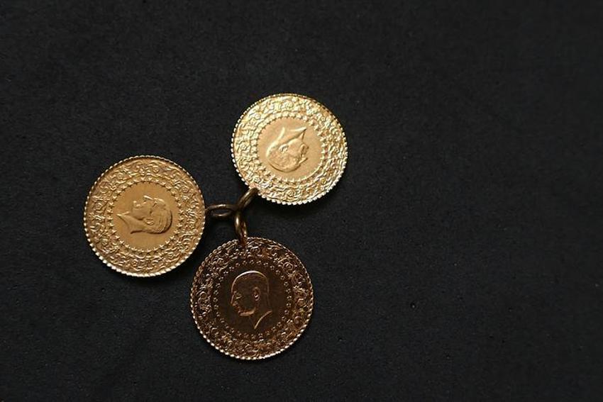 Altın fiyatları ile ilgili tahminler dikkat çekti! Gram altın yükseliyor, adım adım 4 farklı rakam verildi! Alım-satım yapacaklar için flaş uyarı...