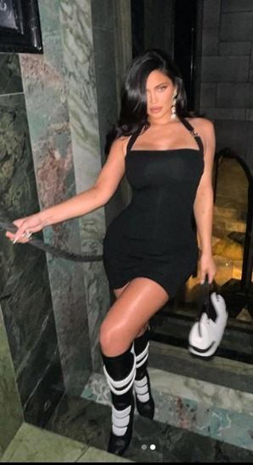 Kylie Jenner Instagram'da yeni bir akım başlattı! İlk tepki abla Kim Kardashian'dan geldi