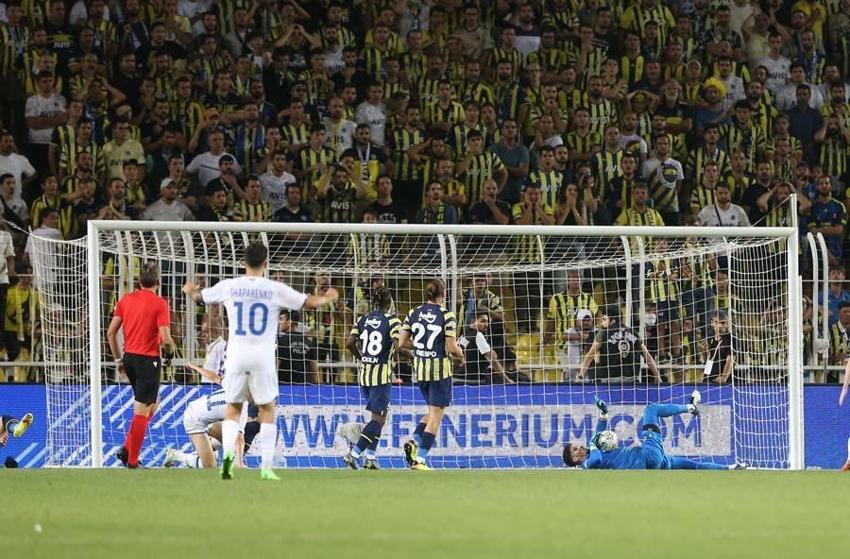 Fenerbahçe'nin Dinamo Kiev maçında gol yemesine neden oldu: Ferdi Kadıoğlu'nun bu hastalığı terk etmesi gerek!