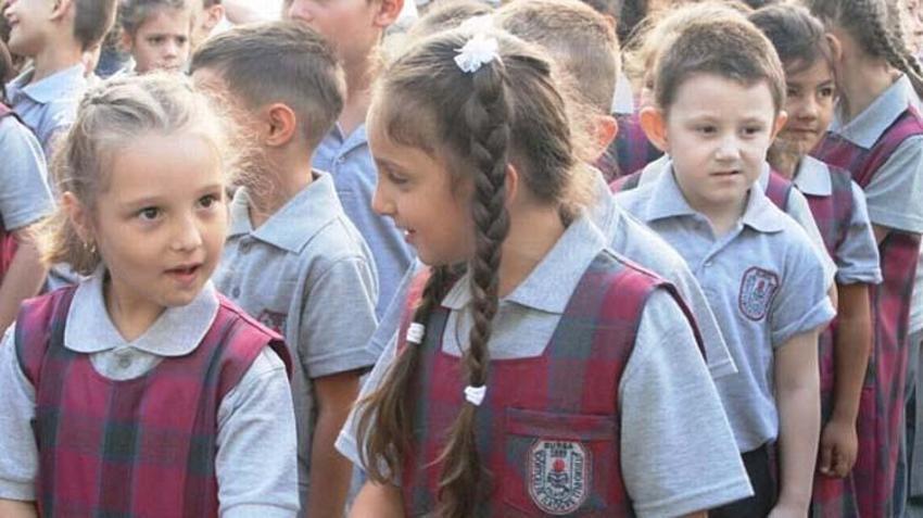 Bayram tatili ve ara tatil birleşti mi? Nisan ara tatili olacak mı, ara tatil bayramla birleşecek mi 2023? Ara tatil iptal mi edildi 2023? 