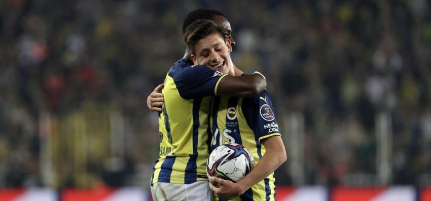 Fenerbahçe - Dinamo Kiev maçı sonrası en çok o konuşulmuştu! Taraftar tepki göstermişti: Jorge Jesus'un Arda Güler'i oynatmama sebebi ortaya çıktı