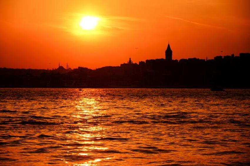 Meteoroloji'den son dakika uyarısı! Hafta sonu başlıyor! Kavrulacağız! İstanbul, İzmir, Ankara...