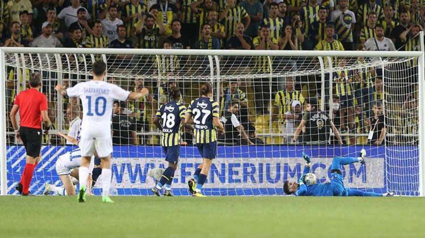 Tribünlerin 'Putin' tezahüratı sonrası UEFA soruşturma açtı! Fenerbahçe'ye ceza gelir mi?