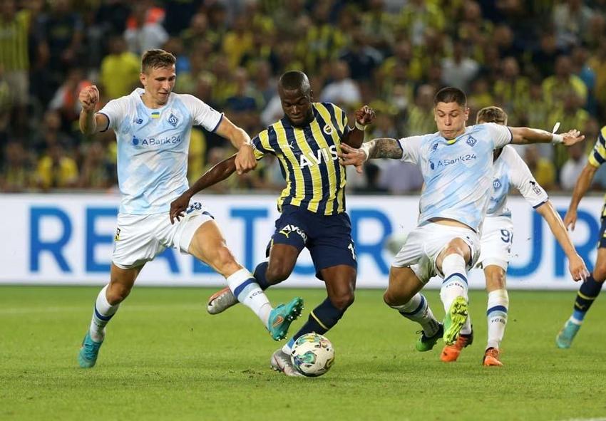 Tribünlerin 'Putin' tezahüratı sonrası UEFA soruşturma açtı! Fenerbahçe'ye ceza gelir mi?