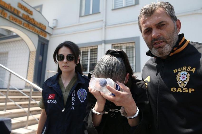 Çöp evden dram üstüne dram çıktı! Cem'in annesi babası ile ilgili şok detayı açıkladı