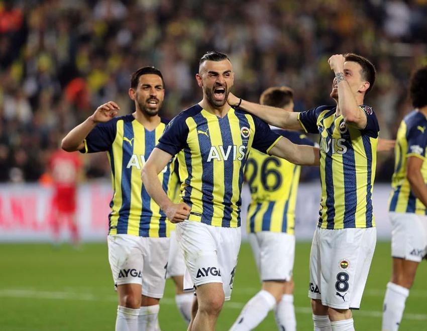 Fenerbahçe'de Serdar Dursun şoku! Golcü isim ayrılmak istiyor: Jorge Jesus alternatifini Porto'da buldu...