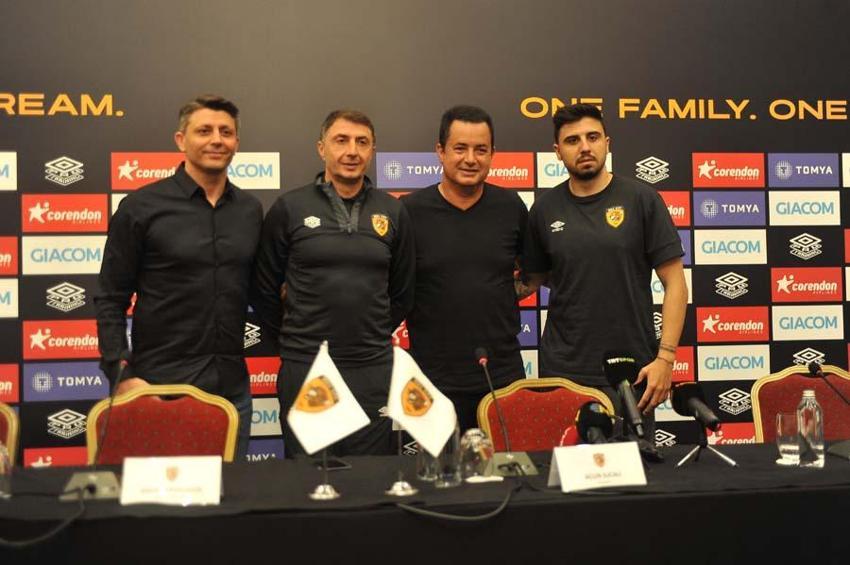 Hull City'nin hedefinde Galatasaray'ın eski yıldızı var! Acun Ilıcalı'dan flaş açıklamalar...