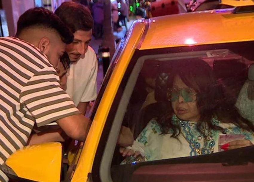 Bülent Ersoy övgüler yağdırdı! Menajeri ve Hadise'yi bu sözlerle ikaz etmişti...
