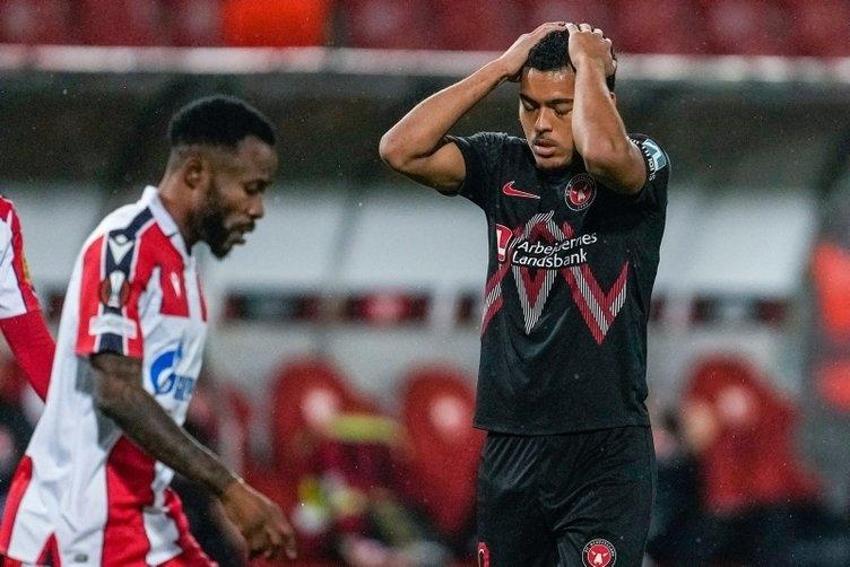 Emre Akbaba ve Berkan Kutlu'ya büyük şok! Okan Buruk hem 6 hem 8 oynayan eski öğrencisini isteyince...