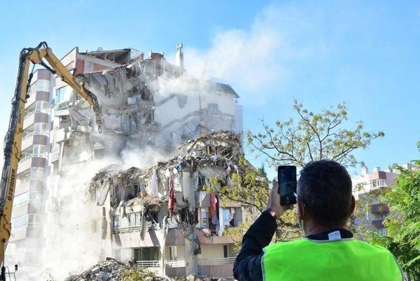 Deprem ile ilgili son dakika açıklaması! Deprem olasılığı artık çok yüksek! 45 ili 110 ilçeyi vuracak! İstanbul, Ankara, İzmir...
