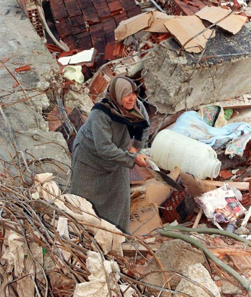 Deprem ile ilgili son dakika açıklaması! Deprem olasılığı artık çok yüksek! 45 ili 110 ilçeyi vuracak! İstanbul, Ankara, İzmir...