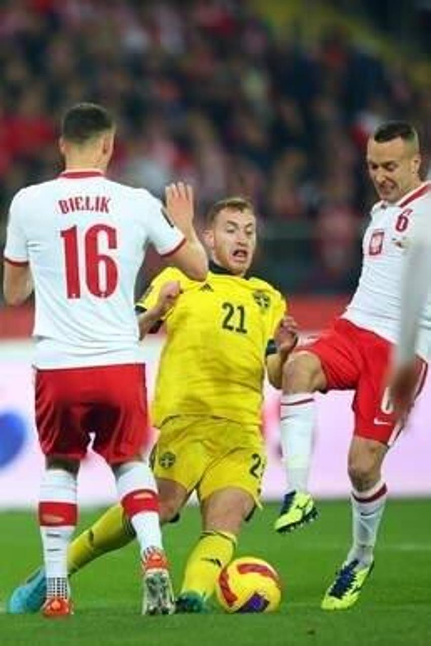 Luyindama'nın yerine stoper buldu taraftarlar kudurdu! 'Sakın getirmeyin Boss kalsa daha iyi'